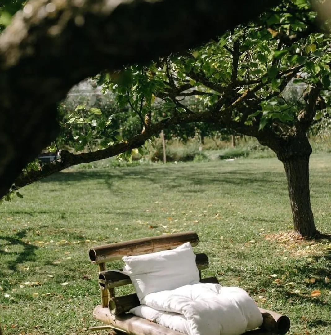 84B5 - Hibiscus Suite In An 18Th Century Provencal Farmhouse Althen-des-Paluds France